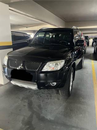 MITSUBISHI PAJERO TR4 2.0 4X4 16V FLEX 4P MANUAL MITSUBISHI PAJERO TR4 2.0 4X4 16V FLEX 4P MANUAL
